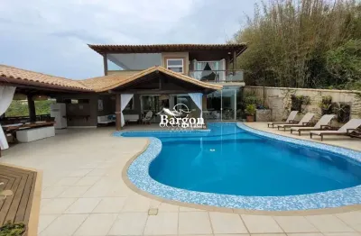 Casa com 6 quartos sendo 4 suítes a venda no bairro ferradura em armação dos búzios - rj