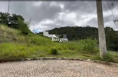 Terreno com 450,84 metros quadrados em condomínio fechado a venda no bairro salvaterra em juiz de fora