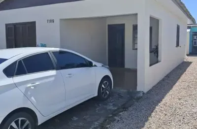 Casa à venda no bairro zona norte - balneário rincão/sc