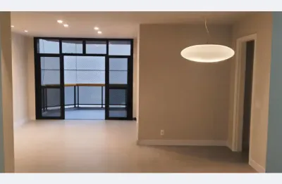Apartamento com 4 quartos à venda na Rua Cinco de Julho, 304, Icaraí, Niterói