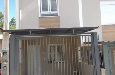 Sobrado duplex com dois dormitórios e caxias do sul em ótimo ponto