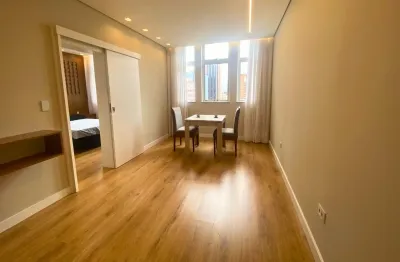 Apartamento com 1 quarto para alugar na Praça Zacarias, 46, Centro, Curitiba