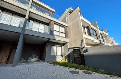 Sobrado triplex em condominio fechado no bacacheri - curitiba