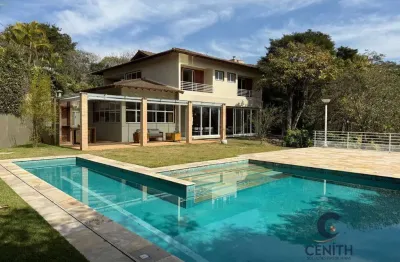 Mais do que uma casa: um lugar para viver histórias. 630m² à venda em cotia