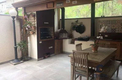 Casa super aconchegante com 3 dorms/1suíte à venda, 113 m²