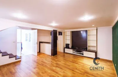 Charmosa casa triplex de 153m² no condomínio aldeia da granja!