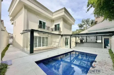 Casa neoclássica sofisticada – totalmente reformada! com 4 suítes, 468 m²