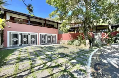 Incrível casa com 5dorms/2sts, planejados, hidro, lazer, com 446 m².