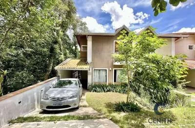 Sobrado com 3 dorms//1 sts, final de rua, muito verde! à venda, 124 m²