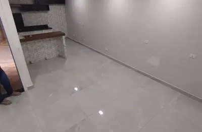 Casa em condomínio fechado com 3 quartos para alugar na Rua Maracatu, Chácara Canta Galo, Cotia