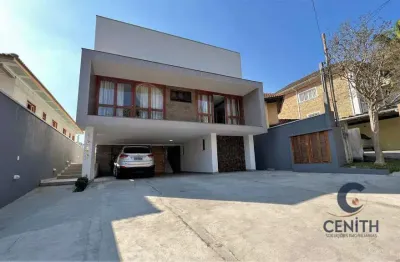 Casa moderna à venda com 497m2 e 4 suítes, escritorios, lazer privativo