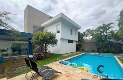 Linda residência com 3 suítes, living integrado, vista para áreas verdes!
