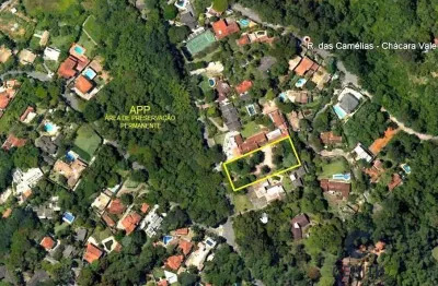 Terreno ideal para incorporação — projeto aprovado, lote limpo!