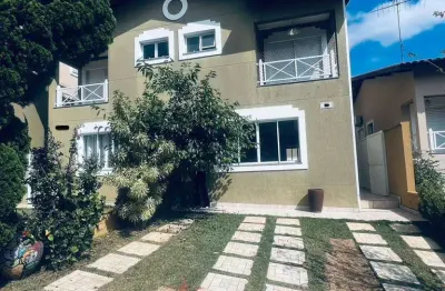 Casa com 3 dormitórios e lazer completo no condomínio vila inglesa!