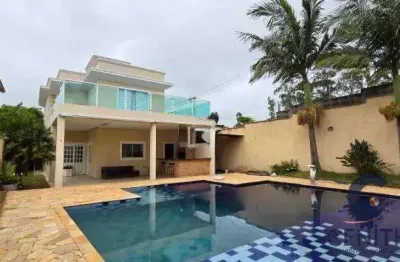 Linda casa c/ 350m2, 3 Suítes c/ Varanda e área Gourmet c/ Piscina - Cotia