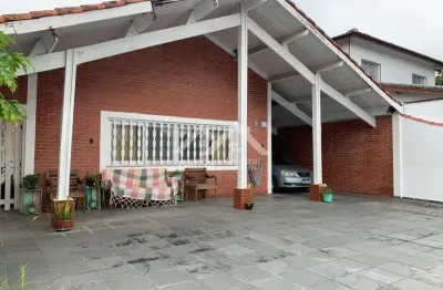Casa com 3 quartos à venda na Centro, 265, Centro, Peruíbe