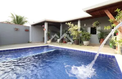 Casa com 2 quartos à venda na Jardim Márcia, 20, Jardim Marcia, Peruíbe