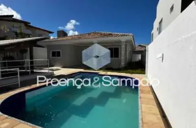 Casa em condomínio para alugar em lauro de freitas,ba buraquinho 4 quartos 161m²