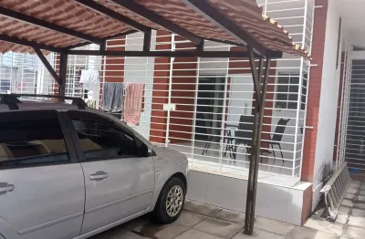Linda casa em jardim atlântico com 5 quartos sendo 2 suites,  4 banheiros
