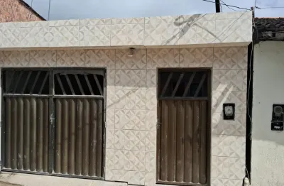 Vendo casa em porto de galinhas no bairro da salinas, com 3 quqrtos