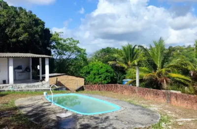 Vendo sítio por trás do hospital miguel arraes , com 5980m2 com piscina, casa com 2 quartos.