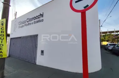 Casa comercial à venda e locação no centro de são carlos | 6 banheiros, 1 cozinha, 2 garagens e 3 salas