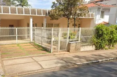 Casa à venda no centro de são carlos com 4 dormitórios, suíte e 4 garagens