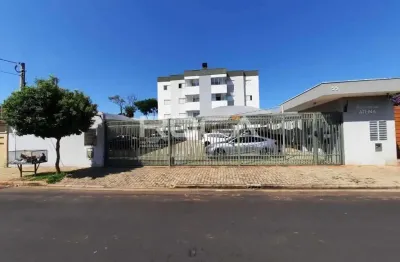 Espaçoso apartamento com 3 dormitórios e suíte no parque santa felícia jardim
