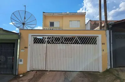 Casa com 3 quartos para alugar na Rua Antônio Ferreira de Menezes, 166, Jardim Medeiros, São Carlos