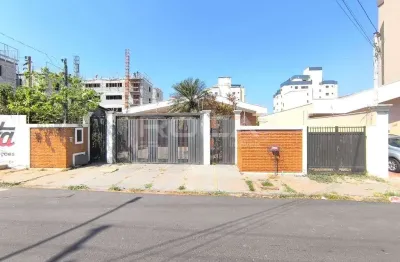 Casa comercial para alugar no centro de são carlos: 3 dormitórios e amplo espaço!