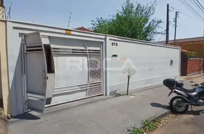 Casa padrão para alugar no bairro cidade jardim em são carlos