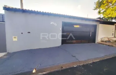 Casa com 3 quartos para alugar na Rua Cândido de Arruda Botelho, 2511, Parque Santa Felícia Jardim, São Carlos