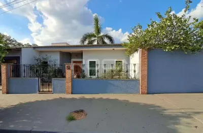 Casa de alto padrão com edícula em residencial samambaia, são carlos