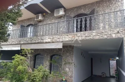 Casa de alto padrão com 3 suítes e ampla área de lazer em jardim cruzeiro do sul