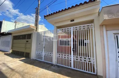 Casa com 3 quartos para alugar na Rua Albino Triques, 237, Parque Santa Felícia Jardim, São Carlos