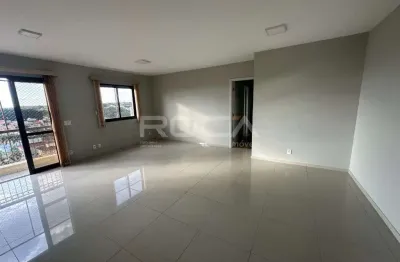 Luxuosa cobertura de 3 dormitórios com piscina e churrasqueira no Parque Faber Castell, em São Carlos