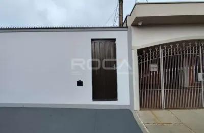 Aluguel de Casa nos Fundos em Chácara Parque Club, São Carlos