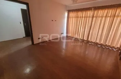 Apartamento Padrão à Venda e Locação no Centro de São Carlos - Conforto e Praticidade