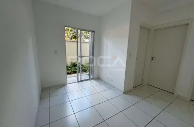 Apartamento moderno de 2 dormitórios com churrasqueira e piscina em São Carlos