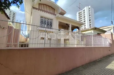 Casa Comercial à venda e locação no CENTRO, São Carlos - 5 dormitórios, 4 garagens!
