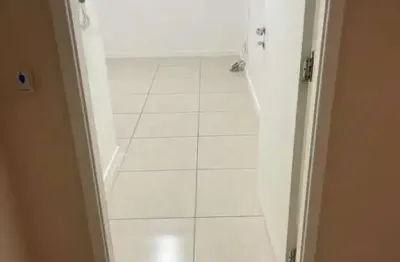 Sala comercial à venda na avenida olof palme, 765, barra olímpica, rio de janeiro por r$ 150.000