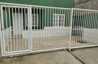 Casa com 1 quarto à venda na rua oballarin, 172, vila esperança, magé por r$ 210.000