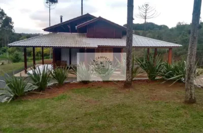 Sítio com 11.000 m², escriturado, residência com 3 dormitórios, terreno com lago