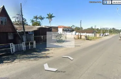 Terreno com 1.125 m², de frente para a estrada da ilha, em pirabeiraba