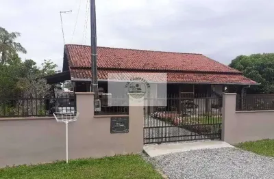 Excelente casa próximo a lagoa maria fernanda em barra do sul