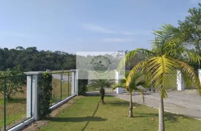 Terreno em condomínio fechado em pirabeiraba, escriturado, com 1.387 m²