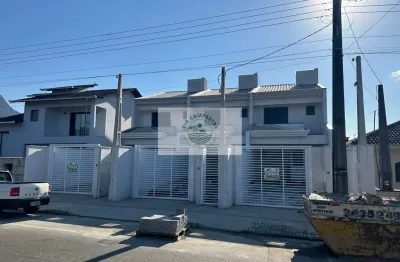 Sobrado geminado com 3 dormitórios, novo, aceita financiamento, em pirabeiraba
