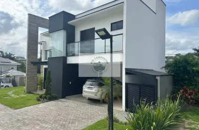 Residencia em condominio fechado, 3 quartos mais um escritorio, com piscina, apenas 3 anos de uso