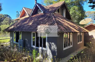 Sítio em avenquinha, com uma linda casa com 3 quartos, terreno 9.000 m² escriturado