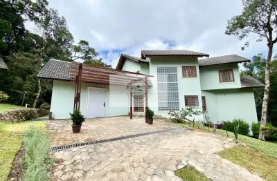 Sitio de alto padrão em campo alegre em condomínio, residência com 500 m² construídos e terreno de 62.000 m², escriturado